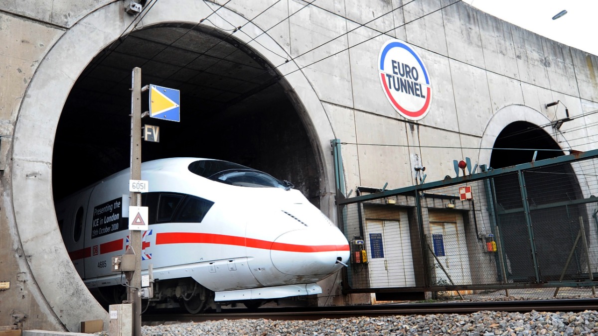 Haos u tunelu ispod Lamanša: Putnici zaglavljeni više od šest sati