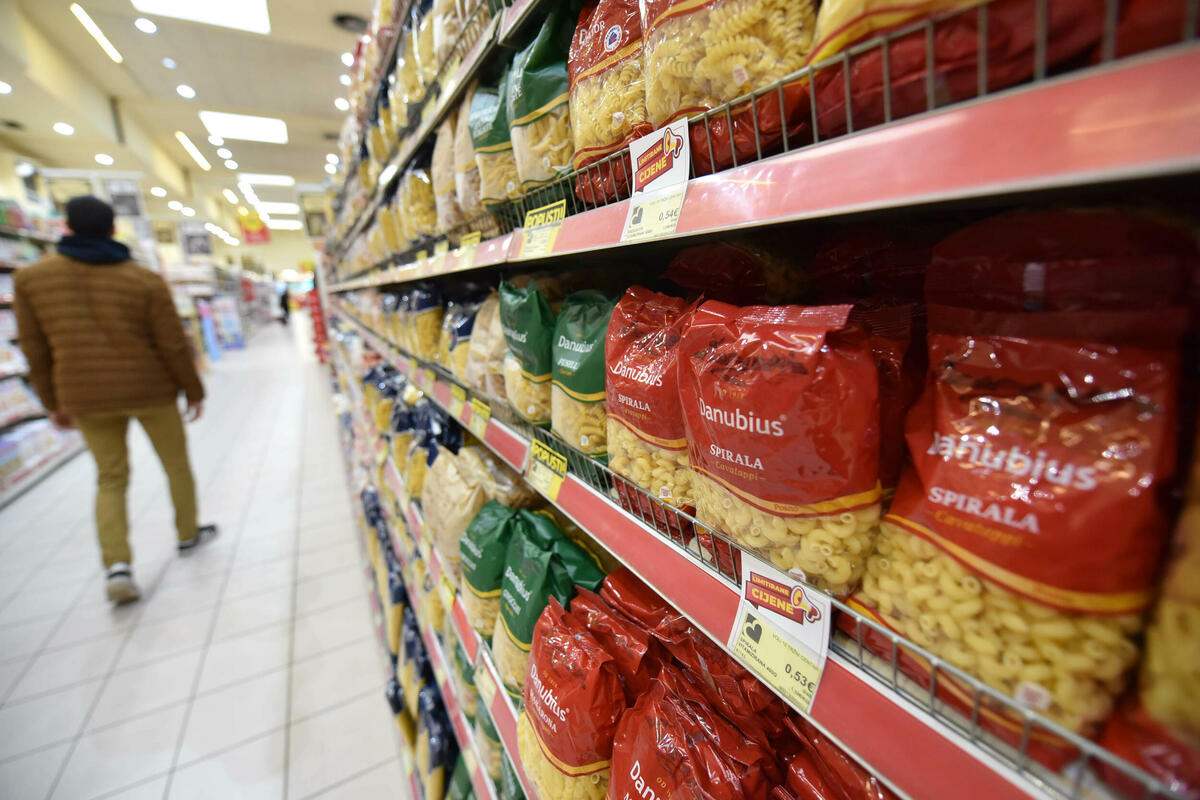 Kraj godine donosi skuplje cijene: Šta nas očekuje u 2026. godini?