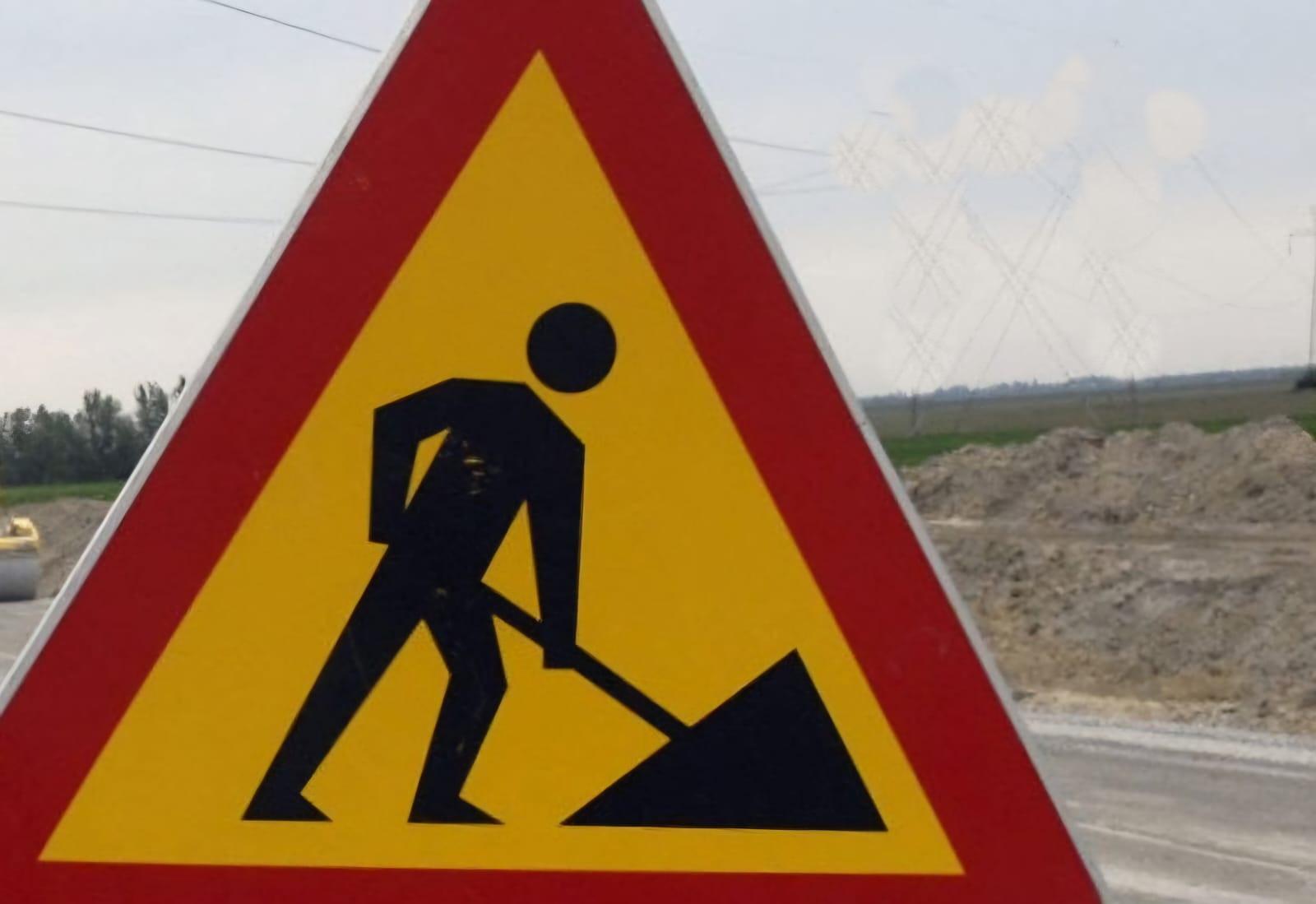 Oprez na putevima: Poledica i radovi usporavaju saobraćaj