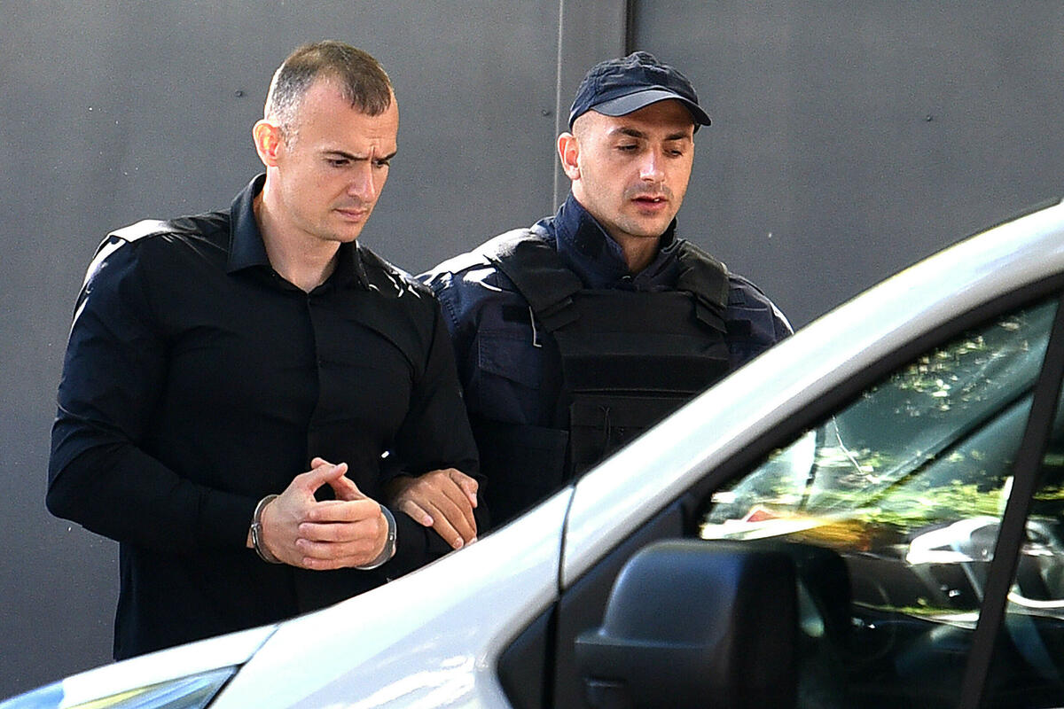 Policija na meti: Lazović najavljuje akciju protiv škaljaraca