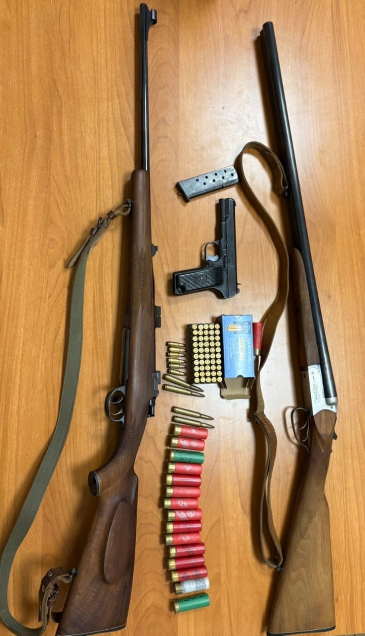 Policija u Nikšiću oduzela oružje i uhvatila osumnjičenog za prijetnje