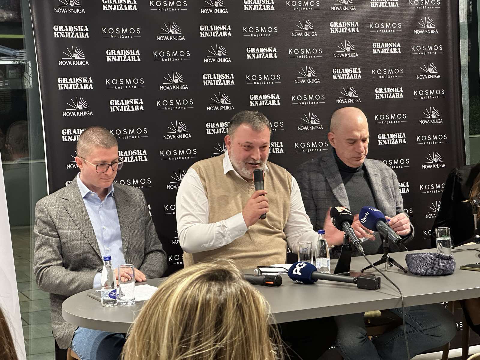 Roman "Ja, Chat GPT" Nikole Markovića: Inovacija u savremenoj književnosti