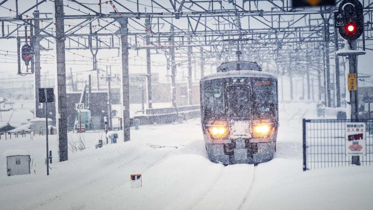 Sniježna oluja pogodila Švedsku: Tri života izgubljena u nevremenu