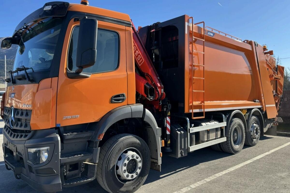 Tivat dobija novi kamion za efikasnije upravljanje otpadom