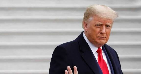 Tramp odao počast poginulim američkim službenicima u Siriji