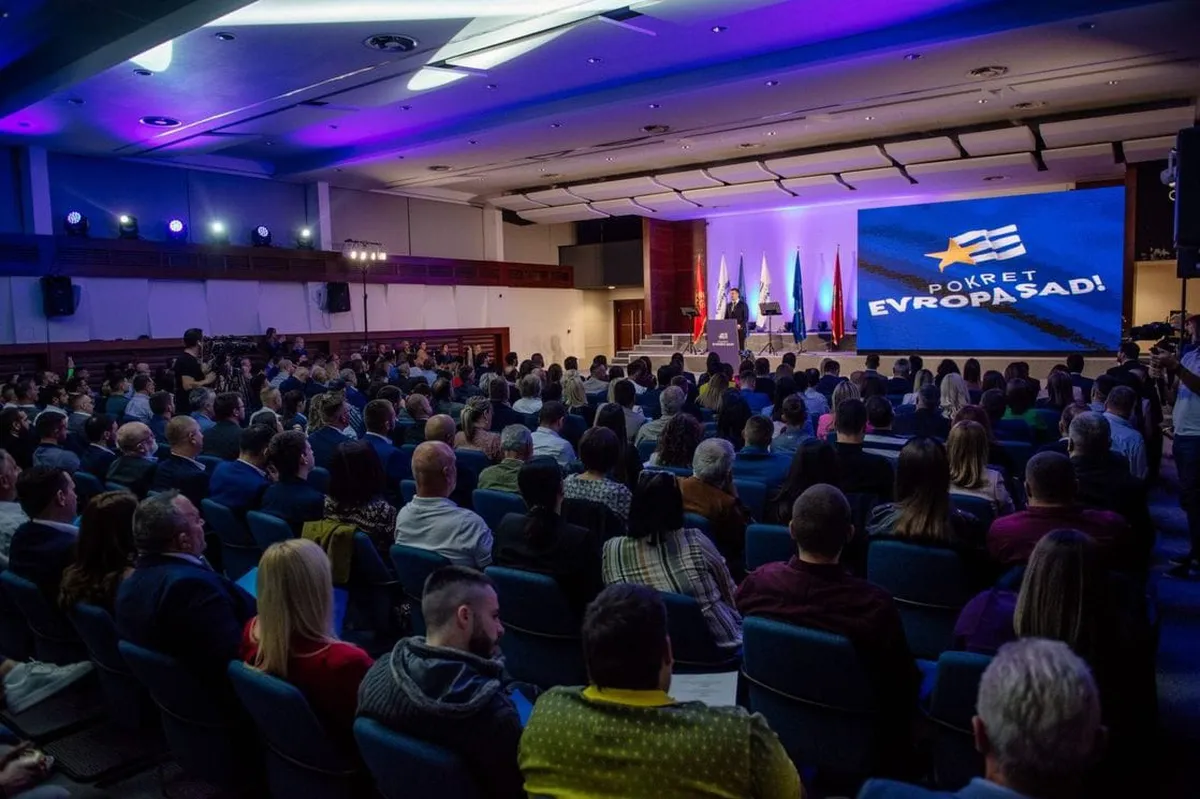 Asocijacija žena PES-a: Brani se dostojanstvo svih žena, ne samo Pajković