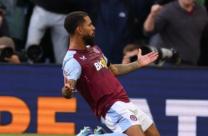 Aston Vila vraća bivše igrače: Daglas Luiz i Ejbraham ponovo u timu