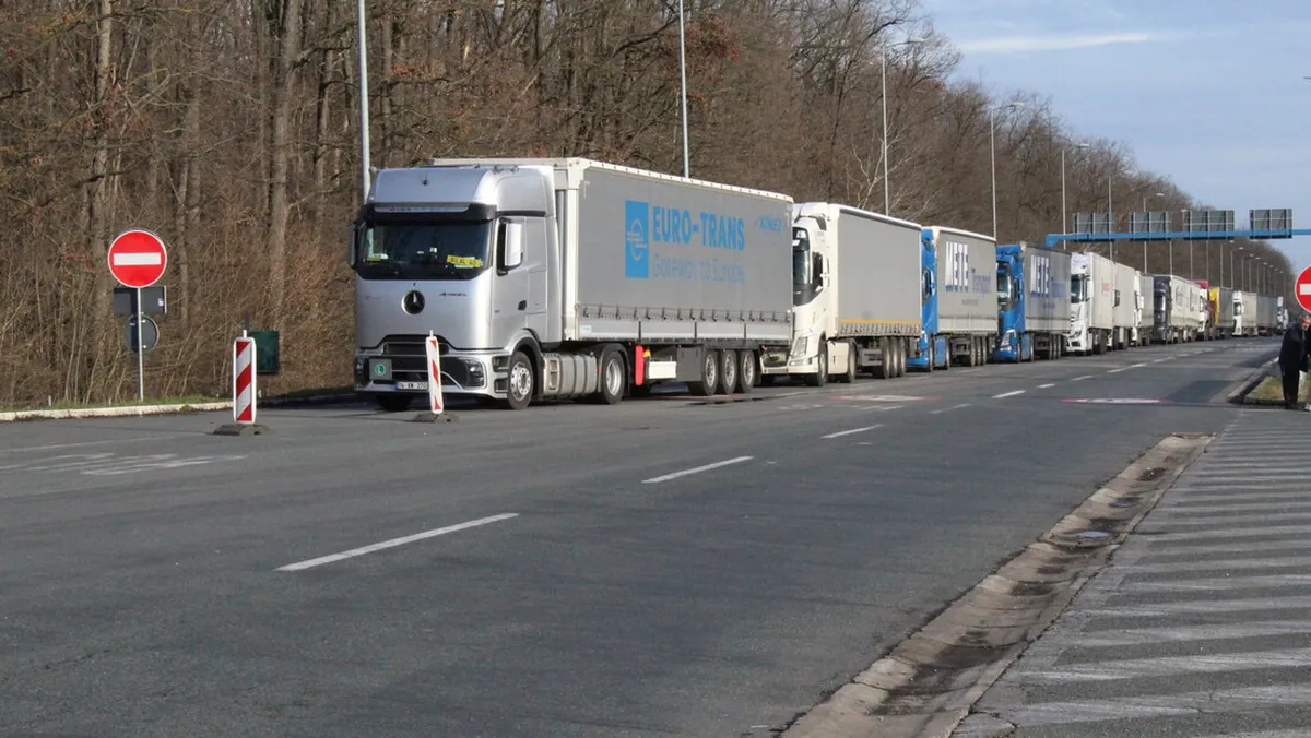 Balkan prevoznici blokiraju 20 graničnih prelaza zbog novih pravila