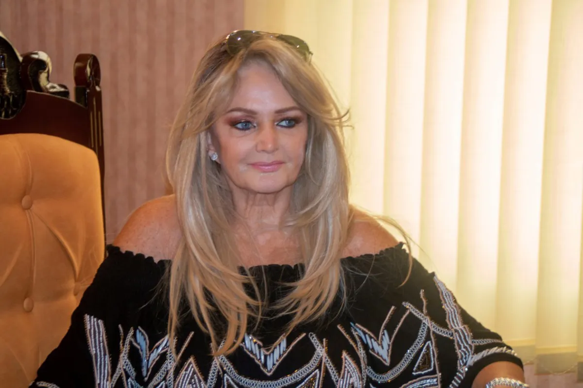 Boni Tajler proslavila milijardu strimova, ali bez značajne zarade