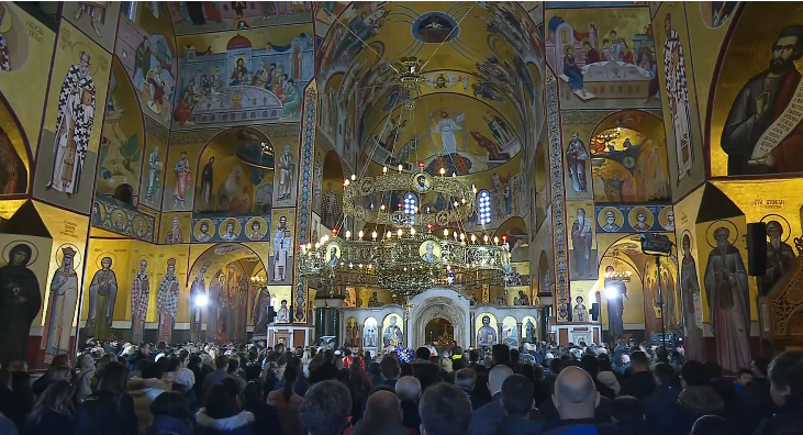 Brojni vjernici proslavili Božić u Hramu Hristovog Vaskrsenja