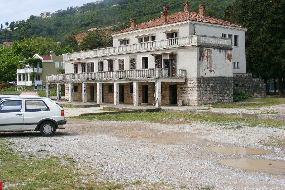 Budva postaje kulturni centar: Kupljena zgrada bivšeg Jugoslovenskog rječnog brodarstva