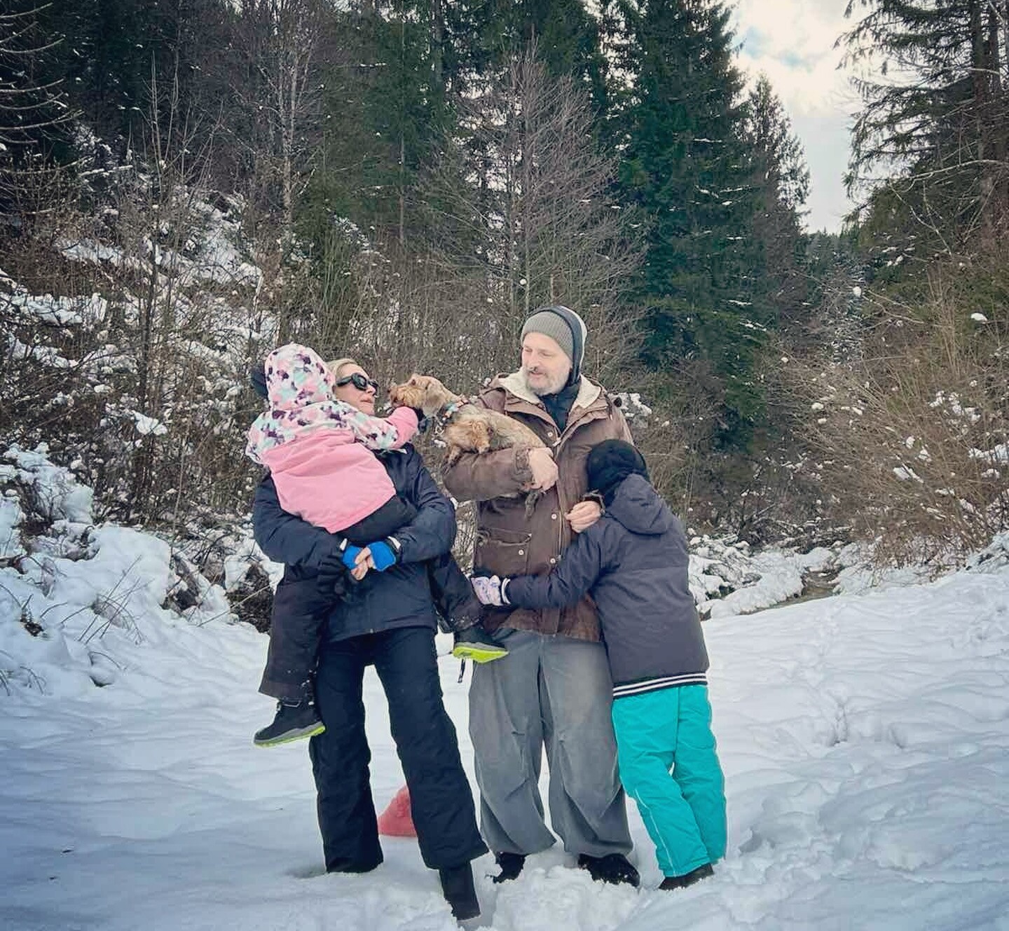 Damir Urban podijelio toplu porodičnu poruku za Novu godinu