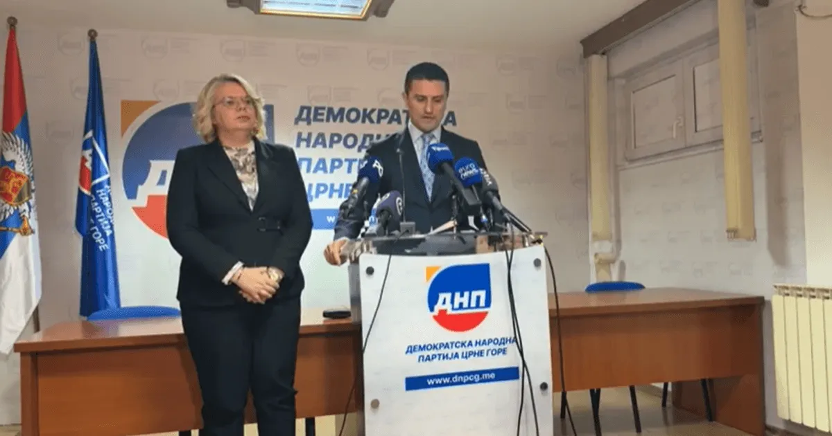 DNP napušta Vladu: Ostavke Miluna Zogovića i Maje Vukićević