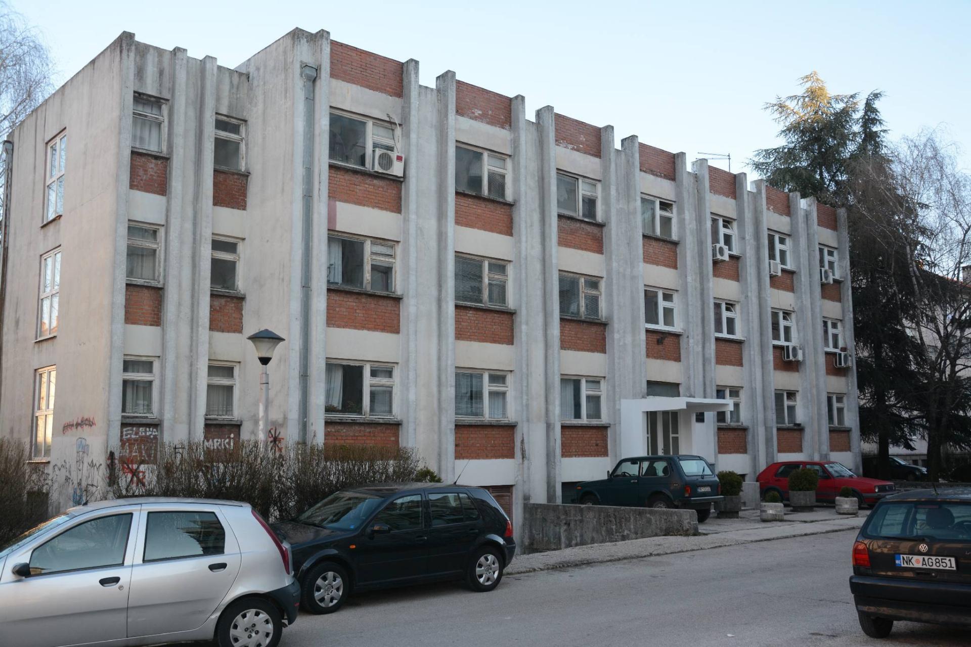 DPS optužuje Komunalno Nikšić za nezakonito zapošljavanje