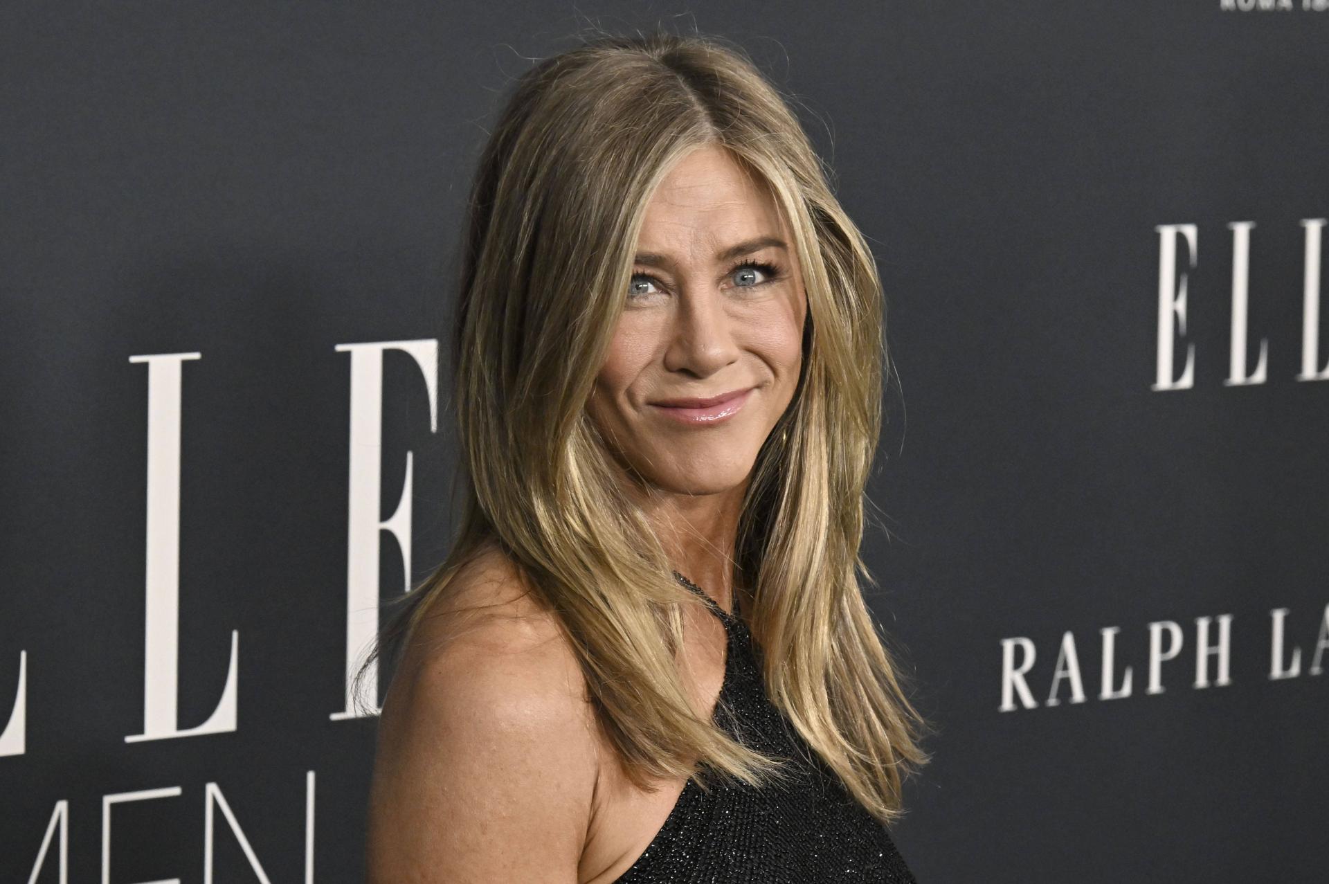 Dženifer Aniston: Tajna njene mladalačke energije u 57. godini
