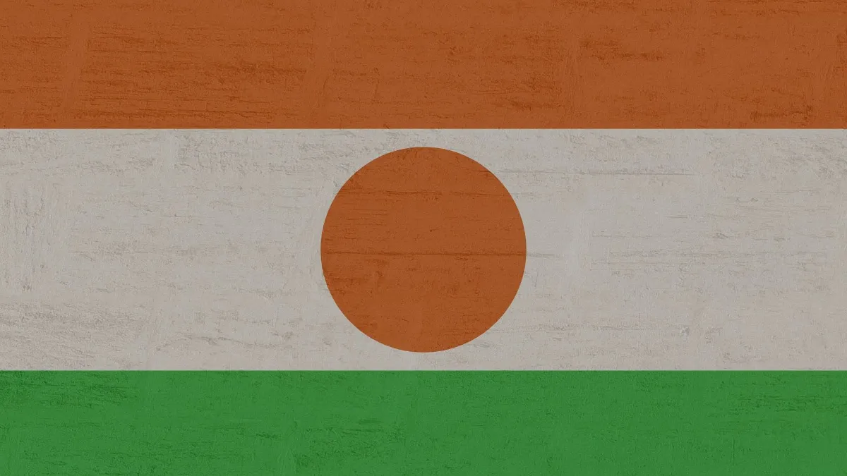 Eksplozije i pucnjava kod aerodroma u Nijameju