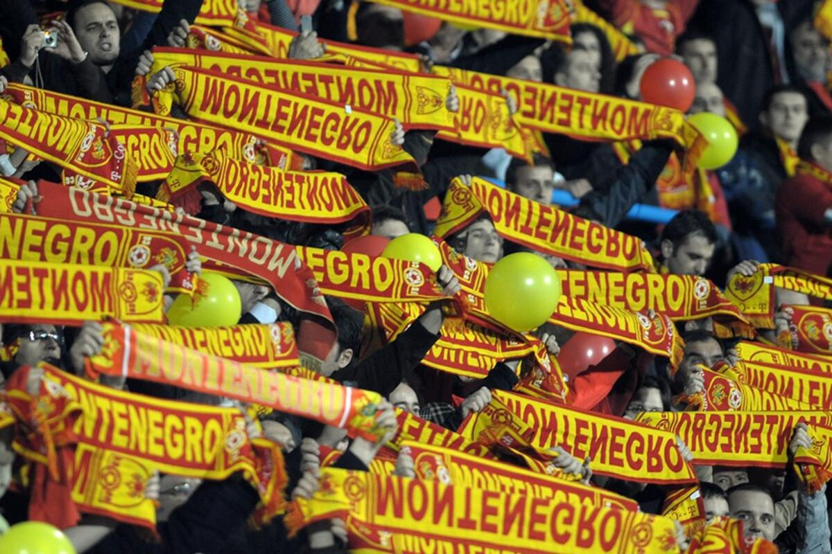 Fudbalski savez Crne Gore kažnjen zbog ponašanja navijača