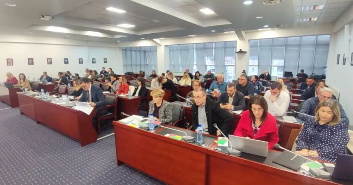 Haos u Tivtu: Budžet usvojen u haotičnom okruženju