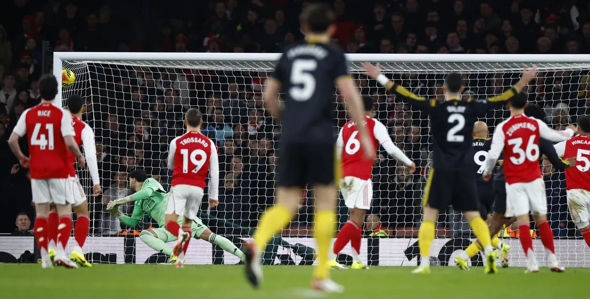 Junajted slavio nad Arsenalom na Emirejtsu