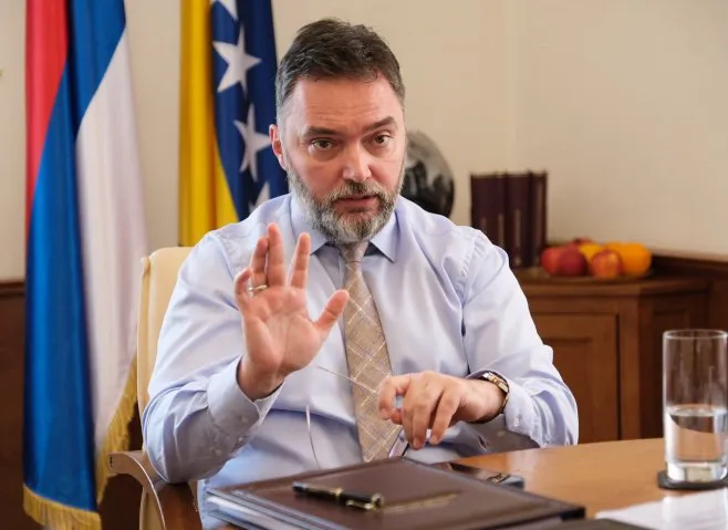 Kошарац: ЕУ не жели равноправан однос, већ подаништво