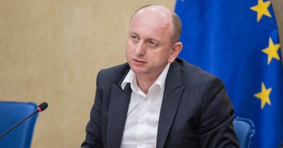 Knežević najavljuje prijedloge o državljanstvu, jeziku i trobojci