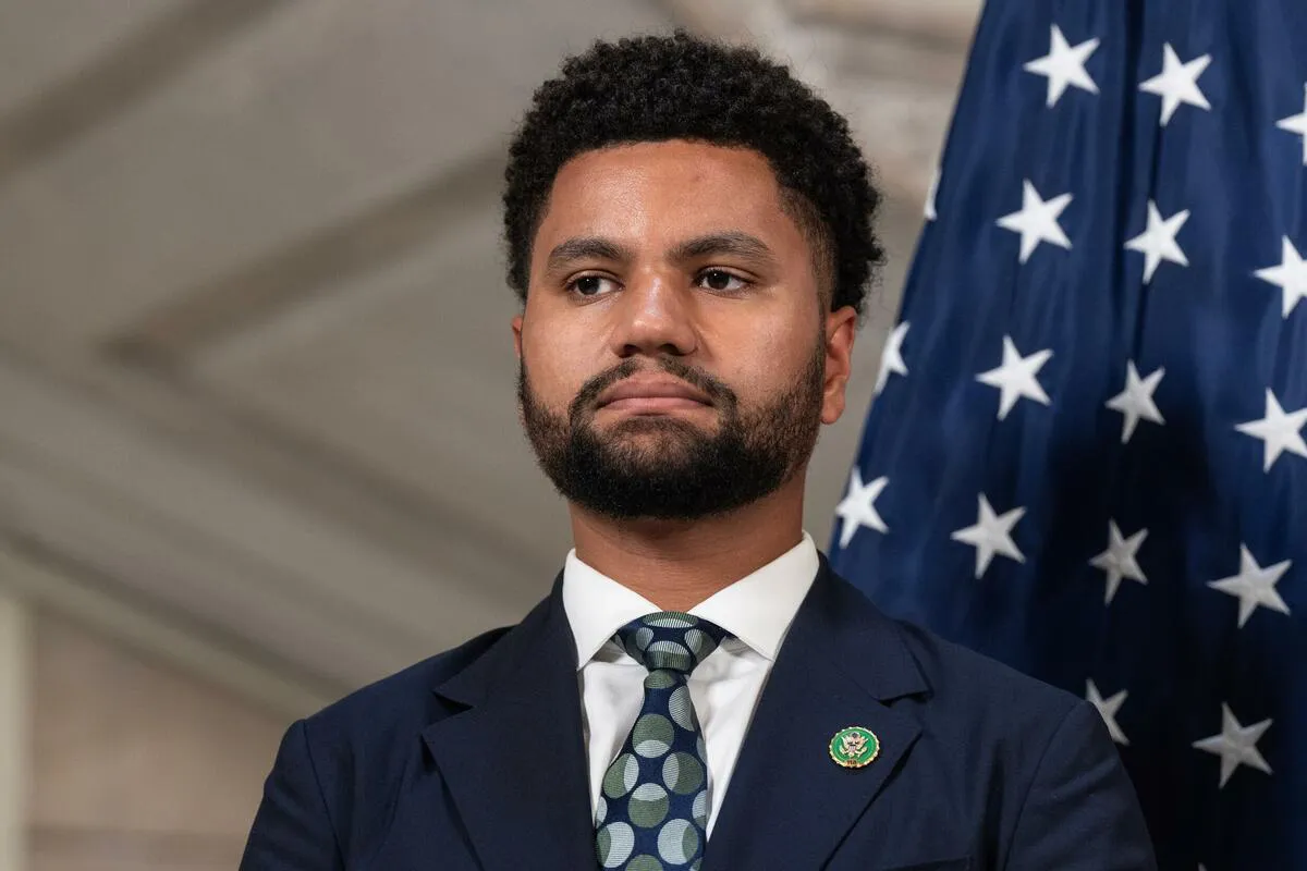 Kongresmen Maksvel Alehandro Frost napadnut tokom festivala Sandens