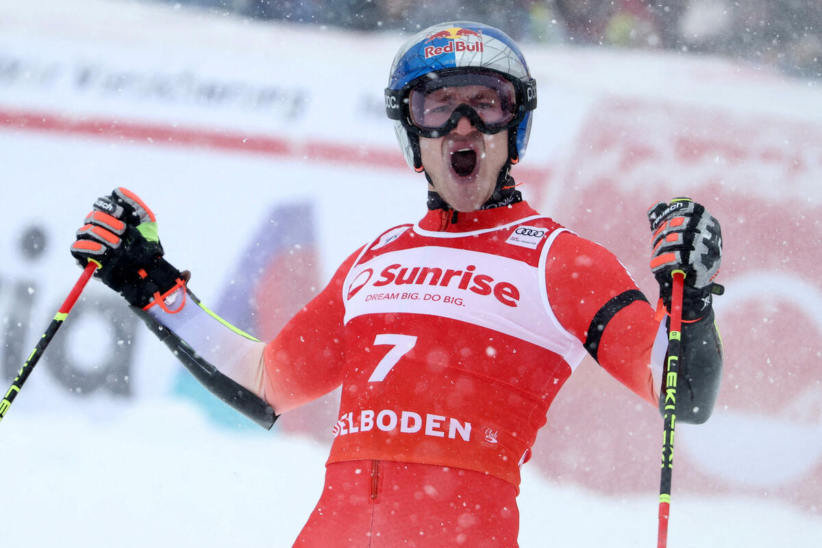 Marko Odermat slavi pobjedu u veleslalomu u Adelbodenu