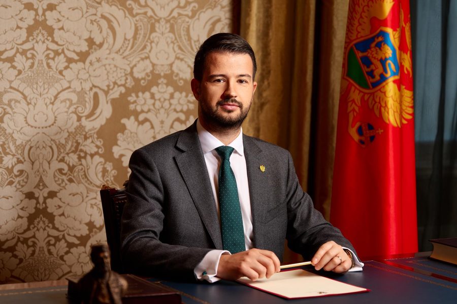 Milatović poziva na solidarnost i zajedništvo u duhu Božića