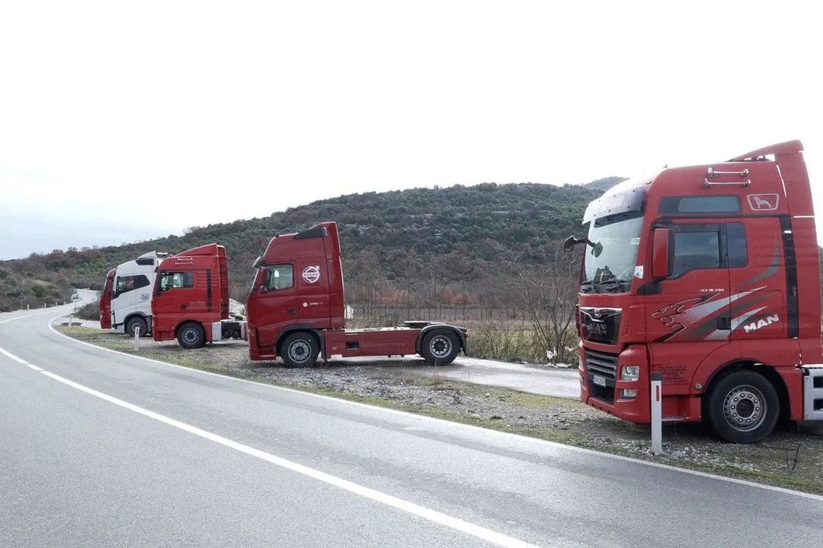 Ministarstvo apeluje građanima: Ne kupujte prekomjerne količine goriva