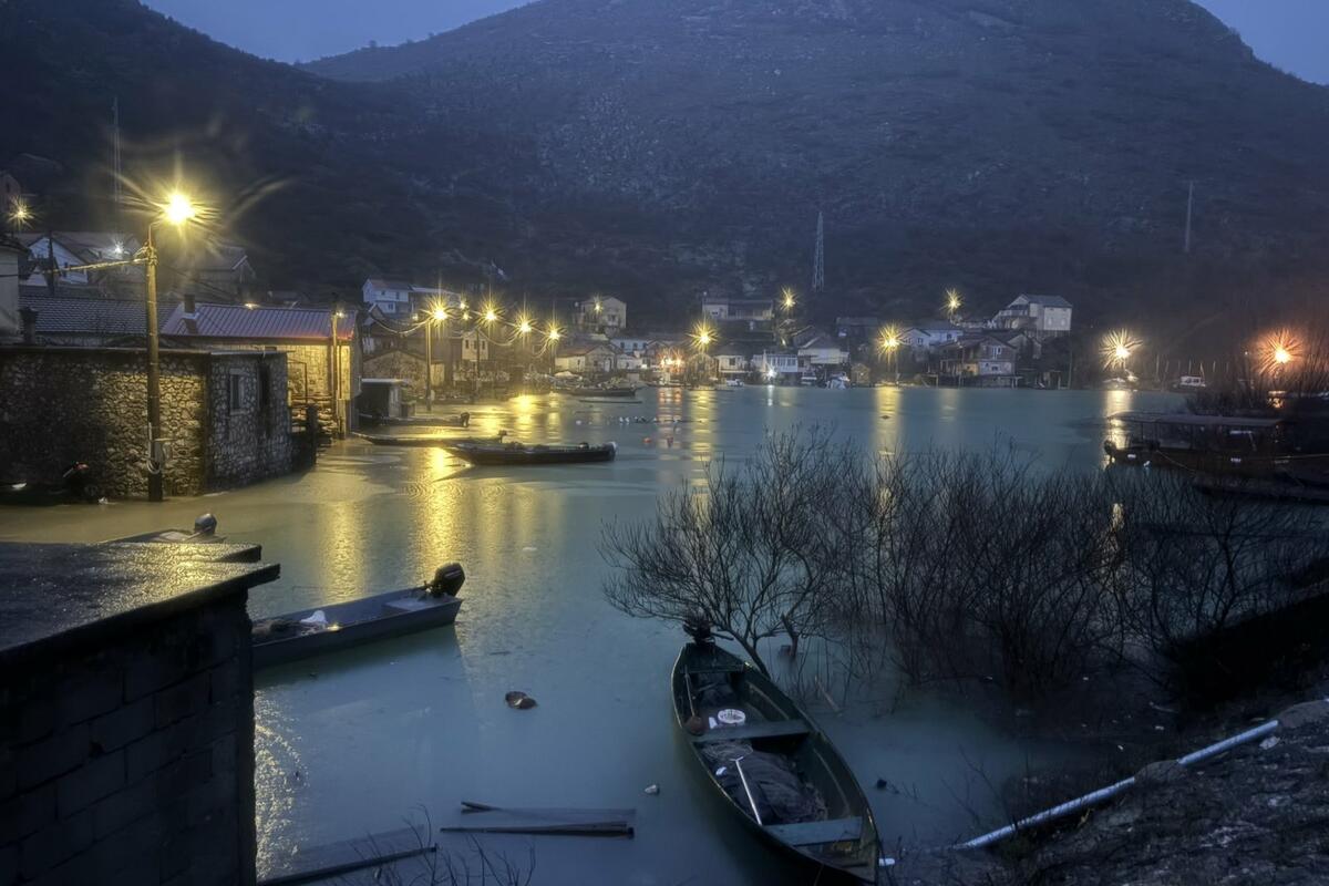 Mještanima Vranjina i Žabljaka Crnojevića potrebna pomoć zbog poplava