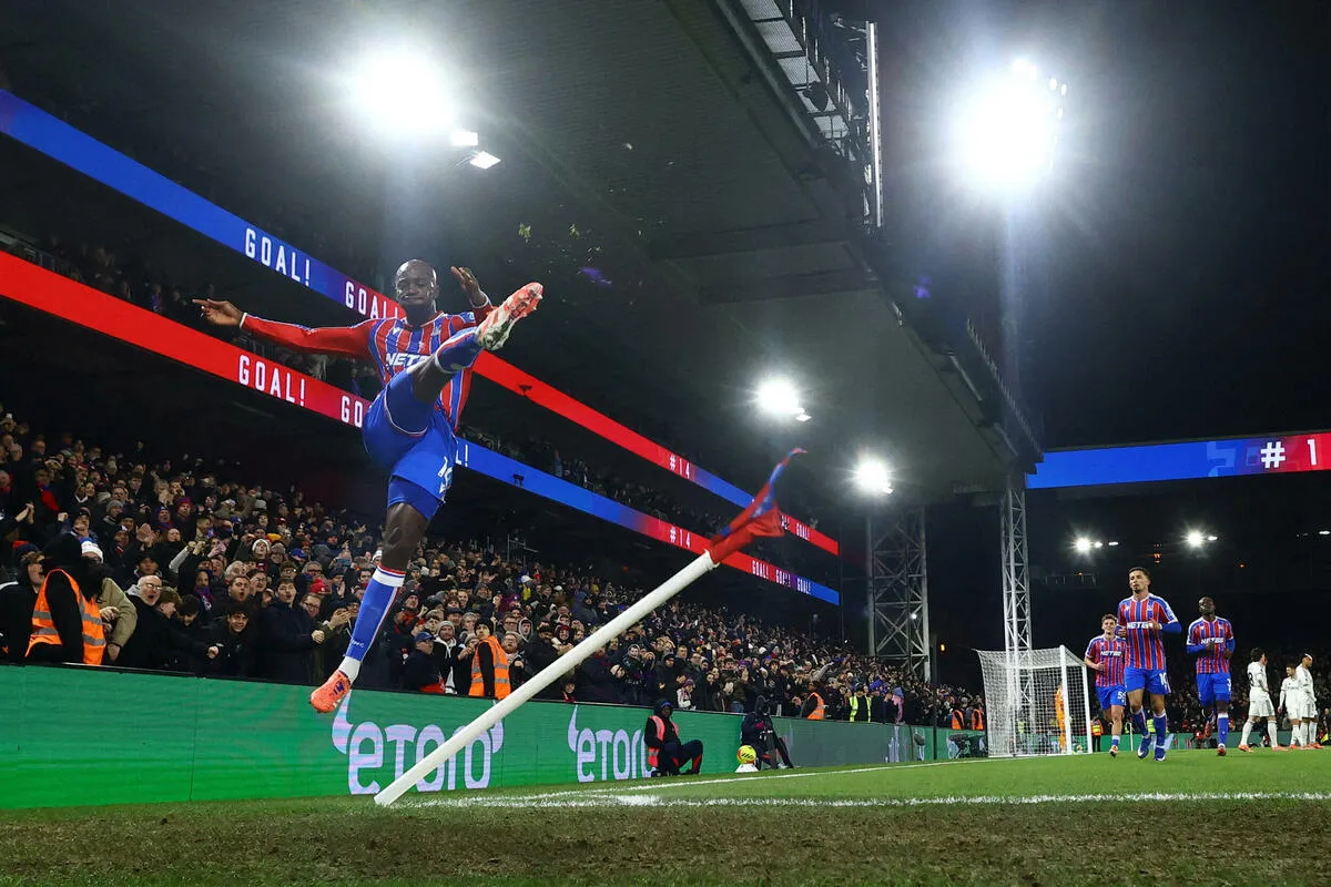 Notingem poslao ponudu za Žan-Filipa Matetu iz Kristal Palasa