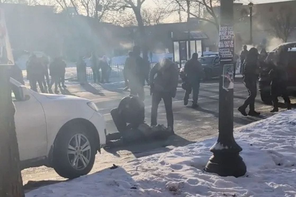 Novi incident u Minesoti: Agent ICE-a ustrijelio muškarca