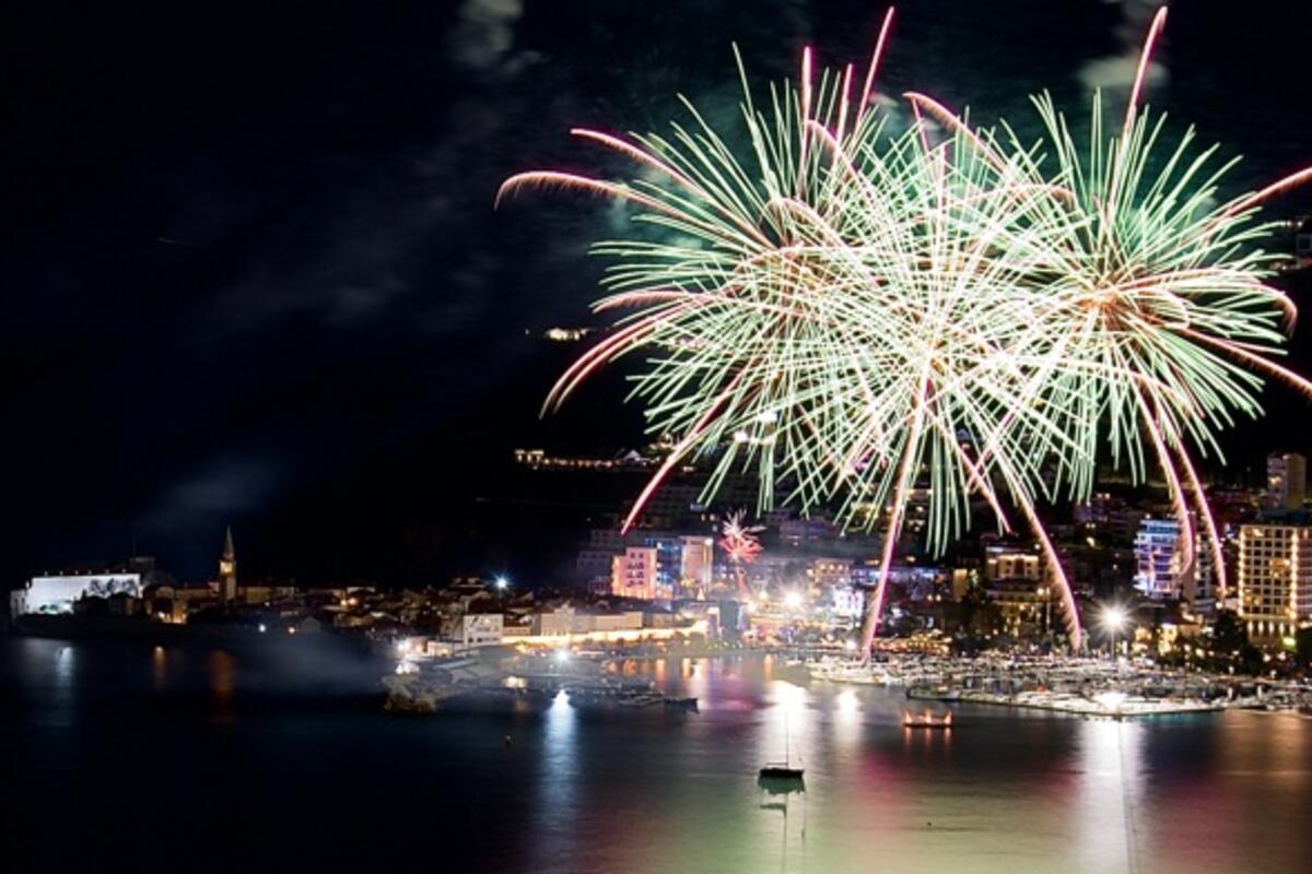 Novogodišnji program u Budvi otkazan zbog nevremena