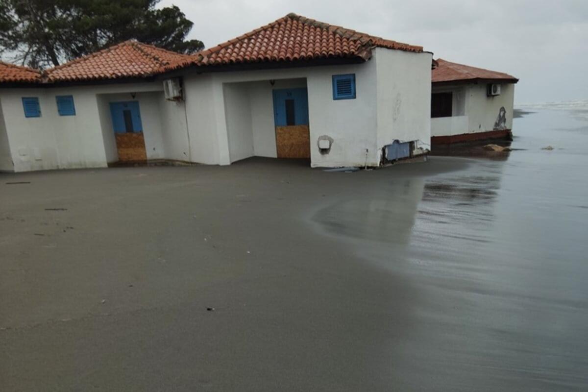 Nudističko naselje na Adi Bojani pod prijetnjom: hitna intervencija potrebna