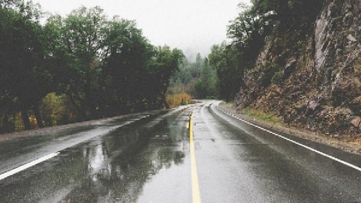 Oprez na putevima: Kiša i poledica donose izazove vozačima