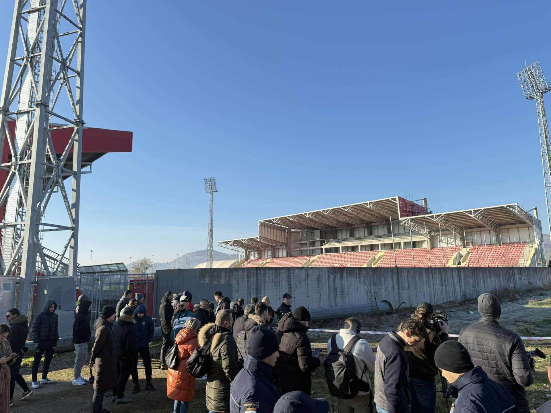 Ostali smo bez svjetlosti: Održan protest ispred DG Arene
