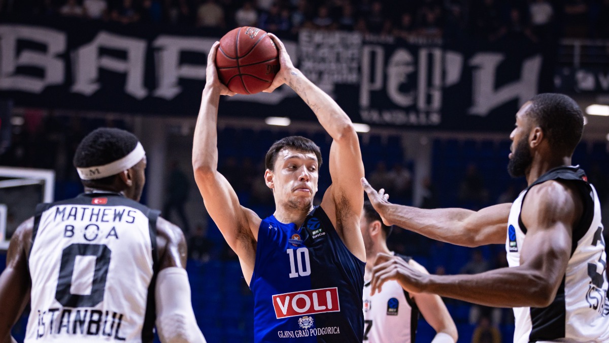 Partizan najavljuje pojačanja: Da li je Tanasković na putu za Beograd?