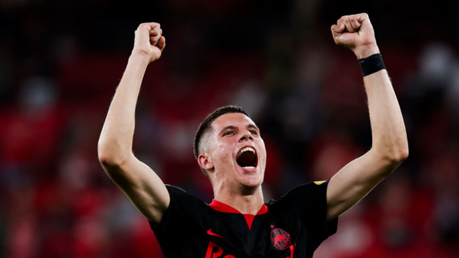 Petar Rатков potpisao za Лацио: Novi izazov za srpskog napadača