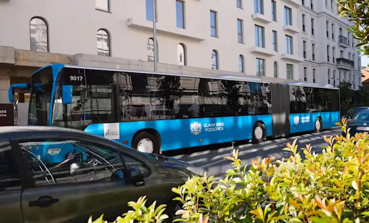 Podgorica obezbijedila besplatan prevoz za učenike do Zete