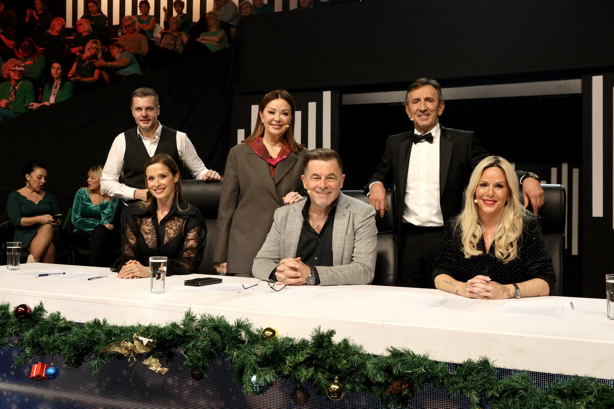 Praznična čarolija u emisiji 'Nikad nije kasno'