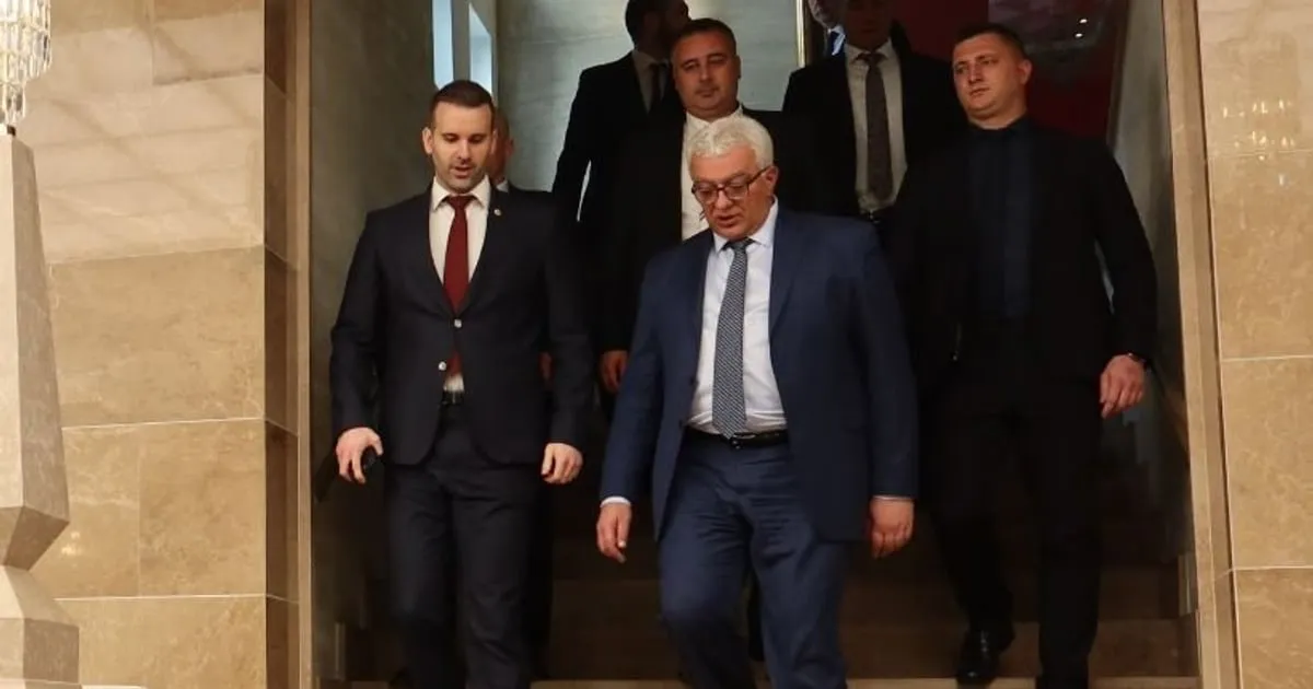 Prekompozicija kao nužnost za Crnu Goru