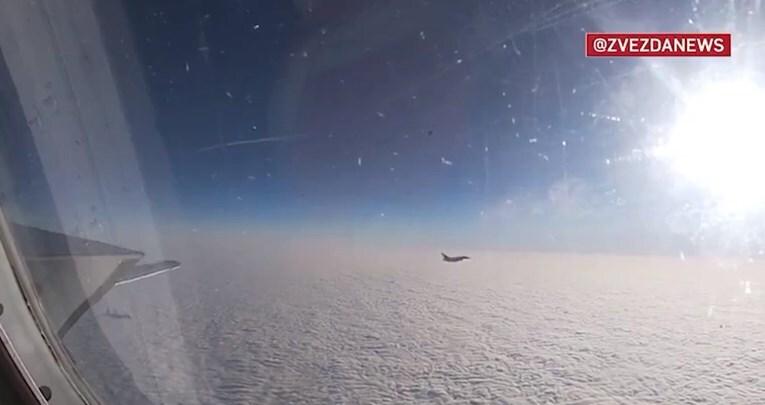 Ruski bombarderi u letu iznad Baltičkog mora: Poruka iz Moskve