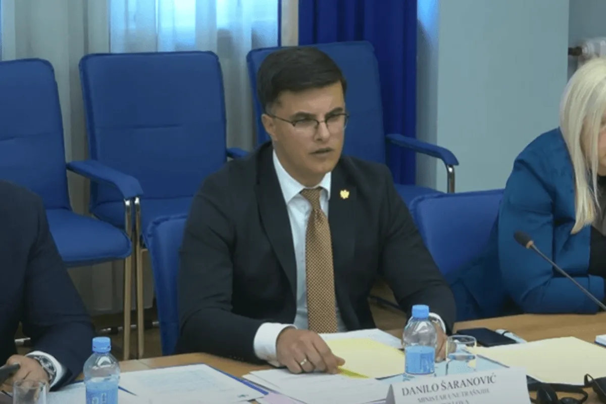 Šaranović: Svi se odazivaju pozivu na sastanke, uključujući ministra unutrašnjih poslova Šaranović: Svi se odazivaju pozivu na sastanke, uključujući ministra unutrašnjih poslova