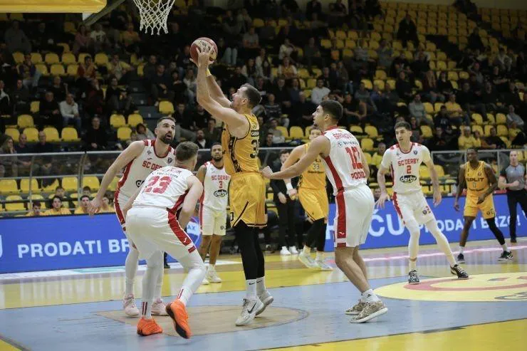 SC Derbi poražen u produžetku od Splita