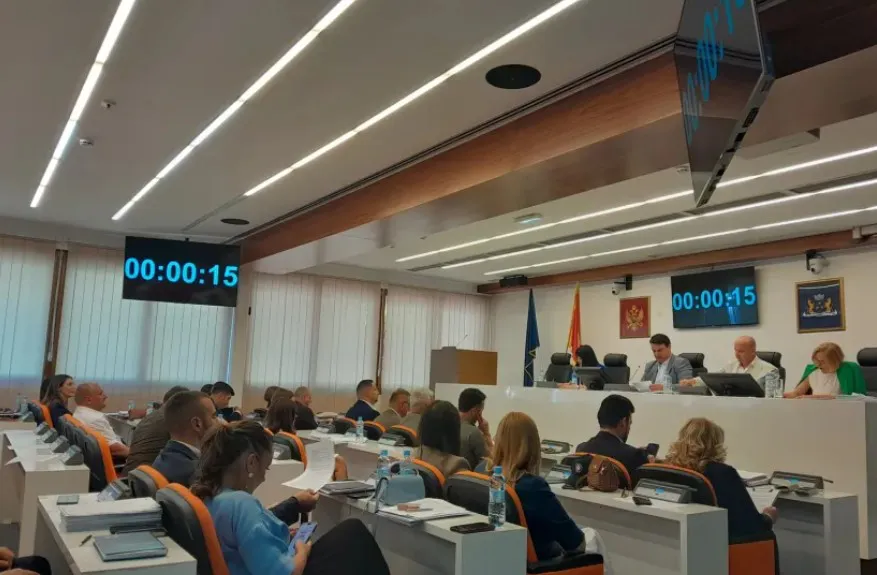 Skupština Budve uvela sankcije za nedolično ponašanje odbornika