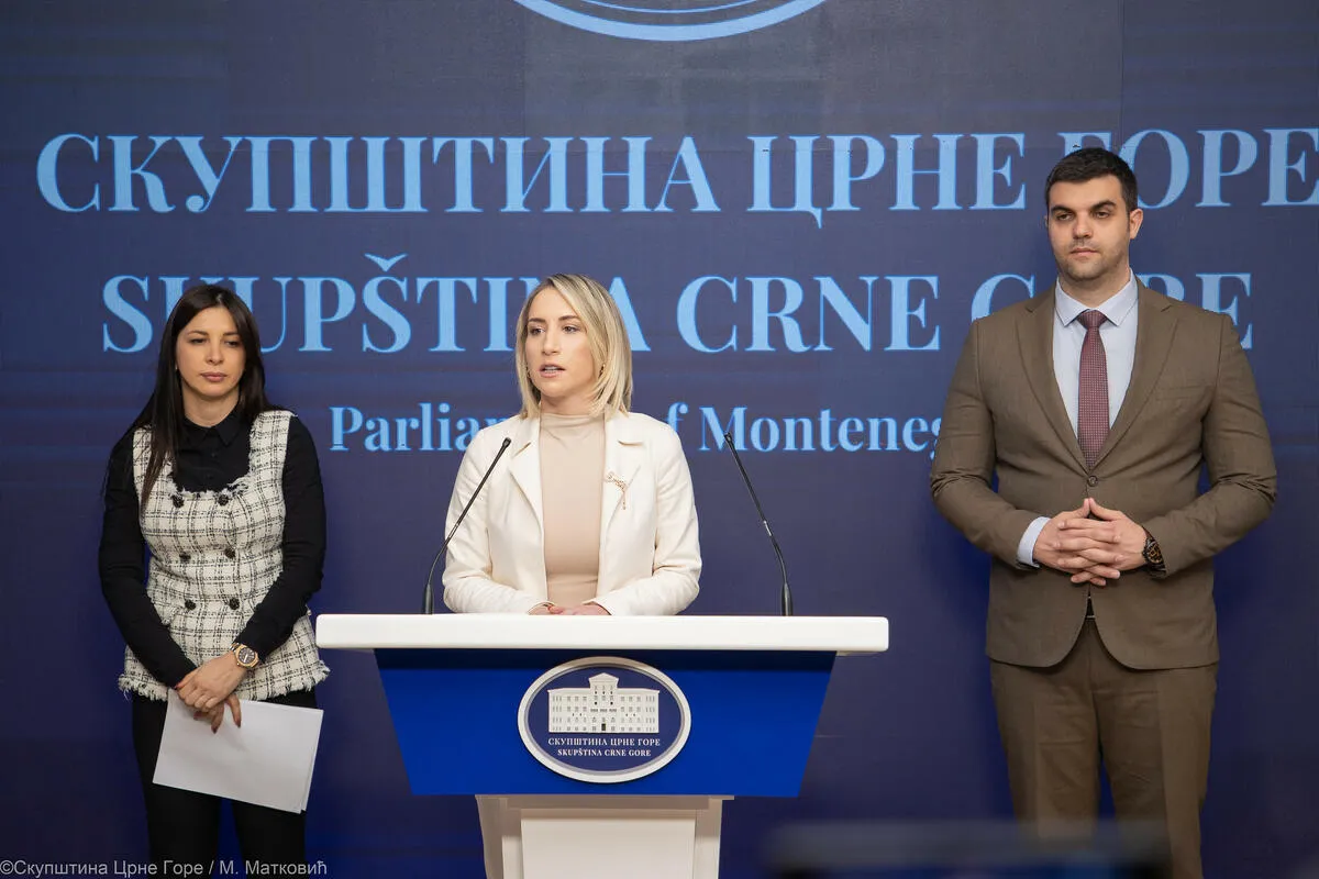 SNP predložio zakon o zabrani društvenih mreža za djecu mlađu od 13 godina