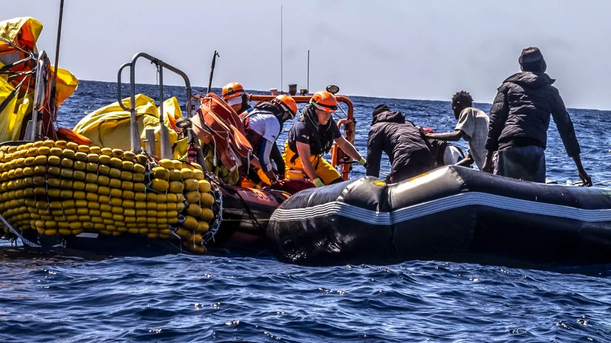 Španija legalizuje pola miliona migranata, izaziva političke podjele