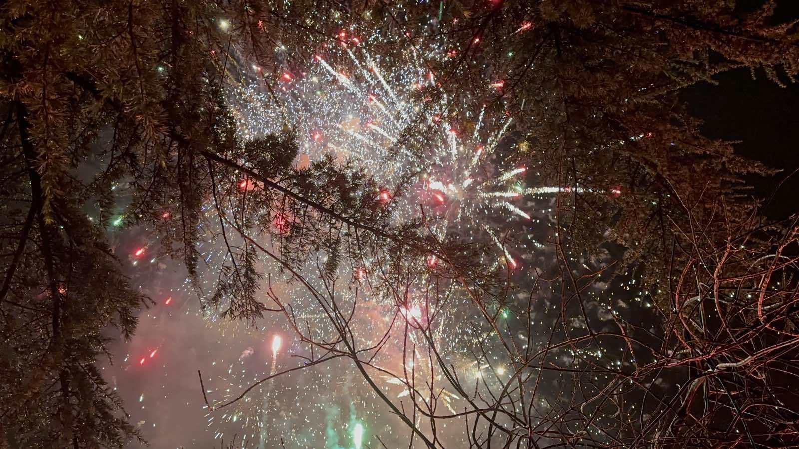 Spektakularni vatromet u Podgorici povodom Božića i rođenja mitropolita Amfilohija