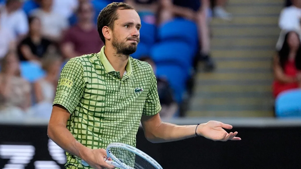 Težak poraz Medvedeva: Tien u četvrtfinalu Australijan opena