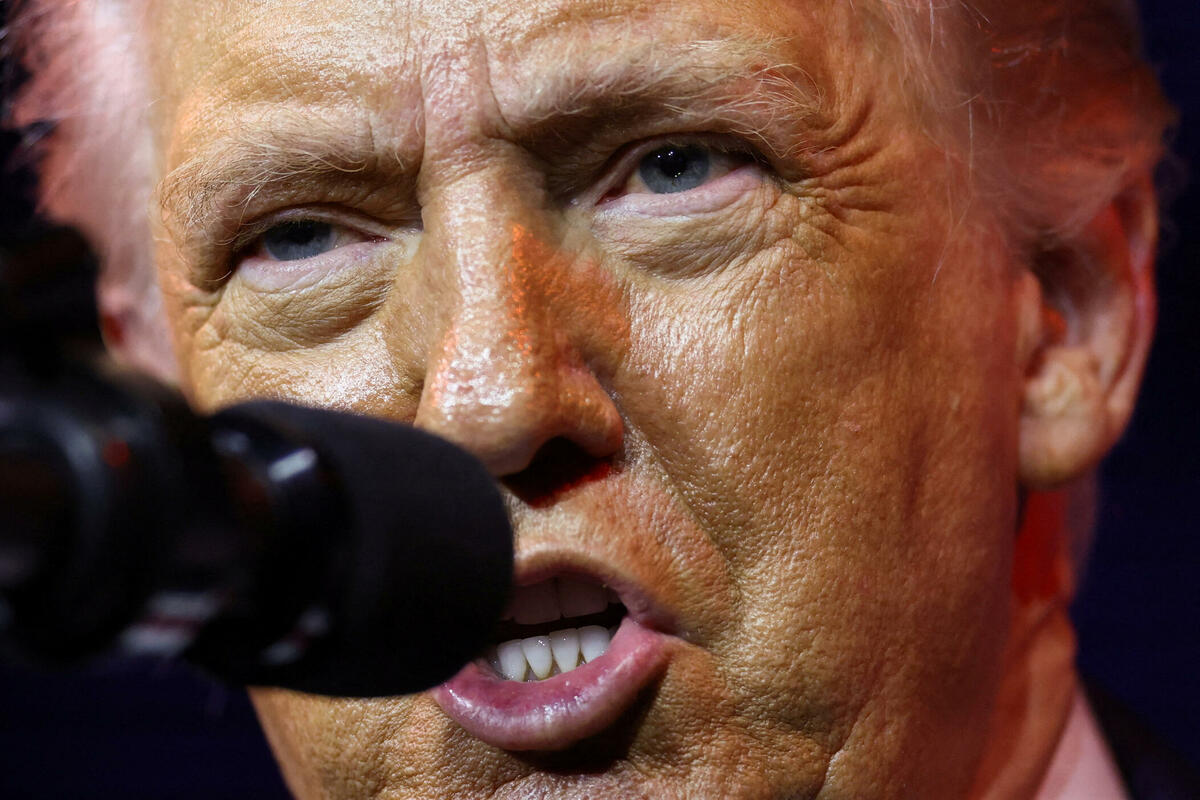 Tramp najavljuje stroge carine za zemlje koje trguju s Iranom